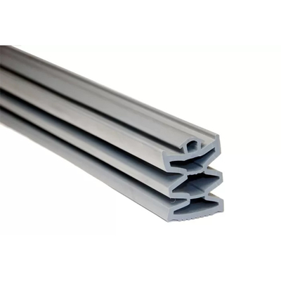 Good Temperature Properties Rail Vehicle Rubber Parts Seal Co-extruded with Sponge and Steel Spine